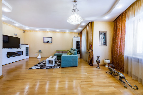 Фото квартиры по адресу Санкт-Петербург, Тореза пр-кт, 95а 