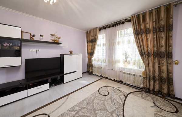 Фото квартиры по адресу Санкт-Петербург, Кропоткина ул, 5 