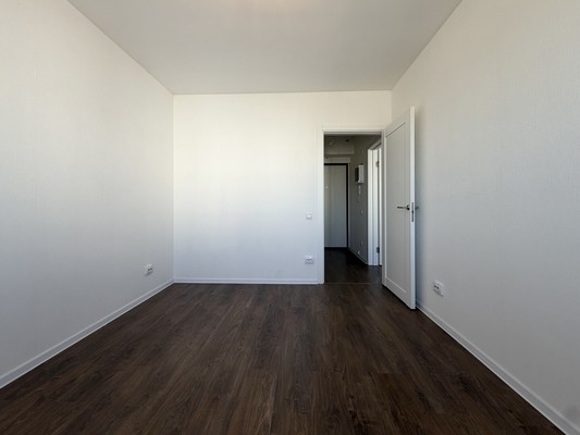 Фото квартиры по адресу Санкт-Петербург г, Большевиков пр-кт, д. 68к1