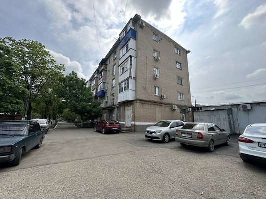 Объект по адресу Краснодарский край, Кавказский р-н, Базарная пл, д. 14