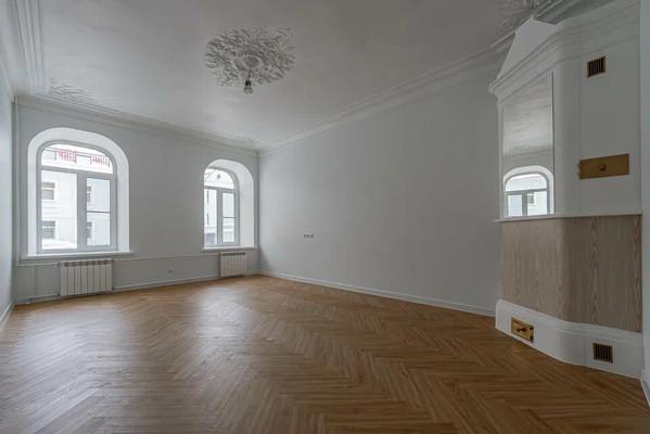 Фото квартиры по адресу Санкт-Петербург, 15-я В.О. линия, 70 