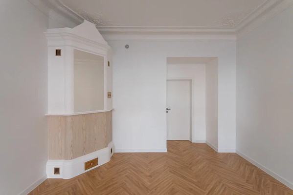 Фото квартиры по адресу Санкт-Петербург, 15-я В.О. линия, 70 