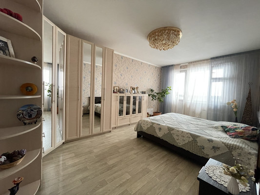 Фото квартиры по адресу Москва, Солнечная ул, 15 