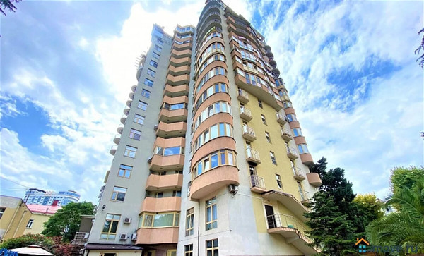 Фото квартиры по адресу Краснодарский край, Центральный р-н, Роз ул, д. 52