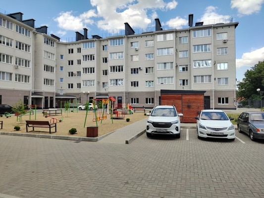 Фото квартиры по адресу Краснодарский край, Тихорецкий р-н, Октябрьская ул, д. 74
