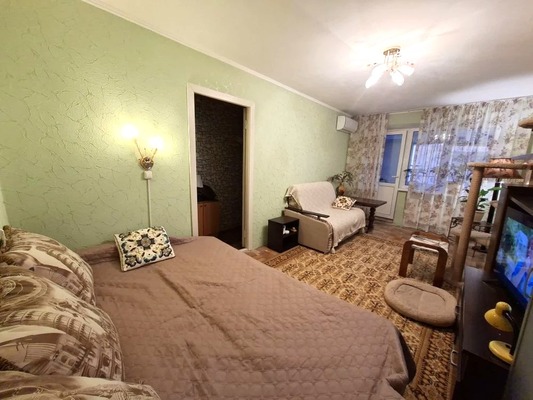 Фото квартиры по адресу Краснодарский край, Тихорецкий р-н, Калинина ул, д. 122