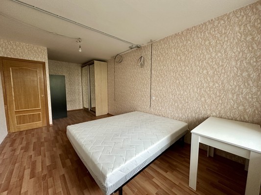 Фото квартиры по адресу Санкт-Петербург, Оптиков ул, 52к3 
