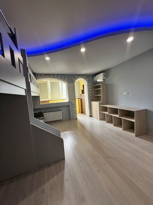 Фото квартиры по адресу Санкт-Петербург, Ольховая ул, 14к1 