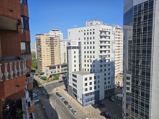 Фото квартиры по адресу Москва, Комсомольская ул, 8 