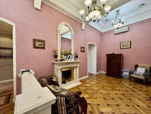 Фото квартиры по адресу Санкт-Петербург, 4-я В.О. линия, 5 