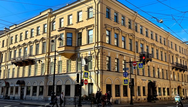 Фото квартиры по адресу Санкт-Петербург, Большая Морская ул, 25А 
