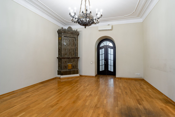 Фото квартиры по адресу Санкт-Петербург, Каменноостровский пр-кт, 20А 