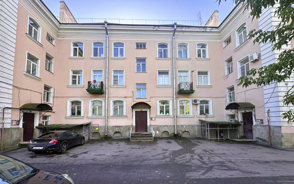 Фото квартиры по адресу Санкт-Петербург, Санкт-Петербургский пр-кт, 33 