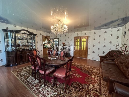 Объект по адресу Ленинградская обл, Тосненский р-н, Красный Бор гп, Советский пр-кт, д. 9