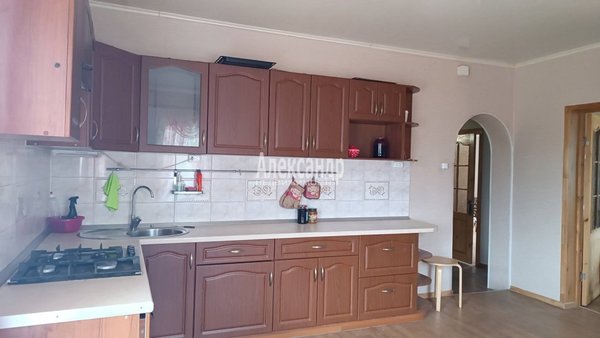 Объект по адресу Ленинградская обл, Выборгский р-н, Возрождение ст, Вокзальная ул, д. 10