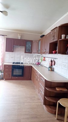 Объект по адресу Ленинградская обл, Выборгский р-н, Возрождение ст, Вокзальная ул, д. 10