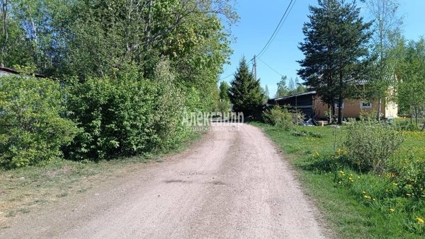 Объект по адресу Ленинградская обл, Выборгский р-н, Комсомольское п, Совхозная ул