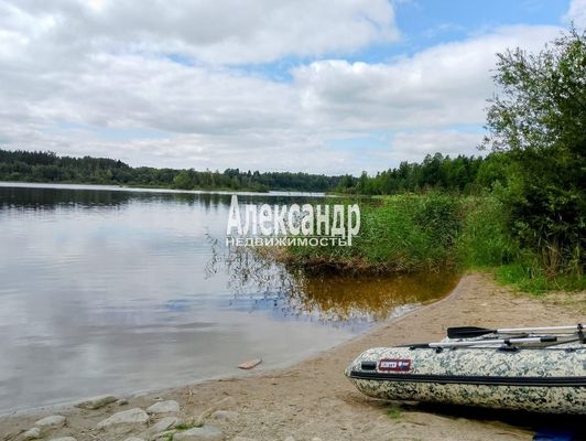 Объект по адресу Ленинградская обл, Приозерский р-н, Понтонное п, Молодежная ул, д. 2