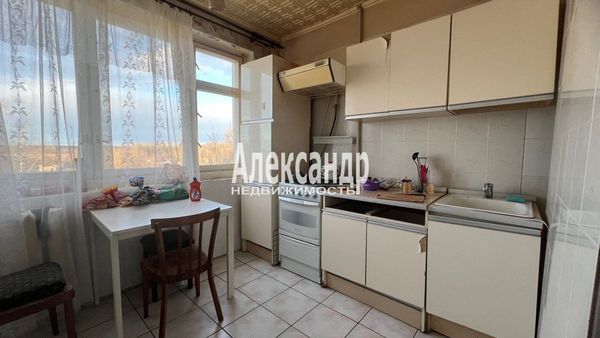 Объект по адресу Ленинградская обл, Выборгский р-н, Кирпичное п, Комсомольская ул, д. 10