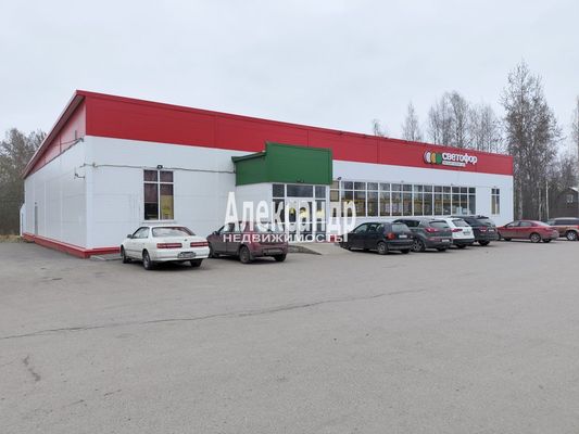 Объект по адресу Ленинградская обл, Приозерский р-н, Саперное п, Леншоссе ул, д. 9