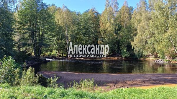 Объект по адресу Ленинградская обл, Приозерский р-н, Пятиречье п, Березовая ул