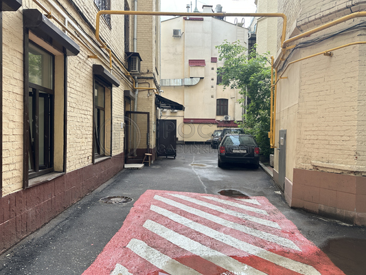 Объект по адресу Москва, Козихинский М. пер, 10с2 