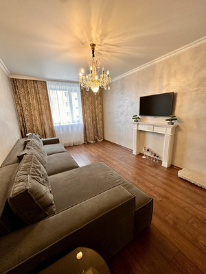 Объект по адресу Ленинградская обл, Тосненский р-н, Тельмана п, Ладожский б-р, д. 1к1