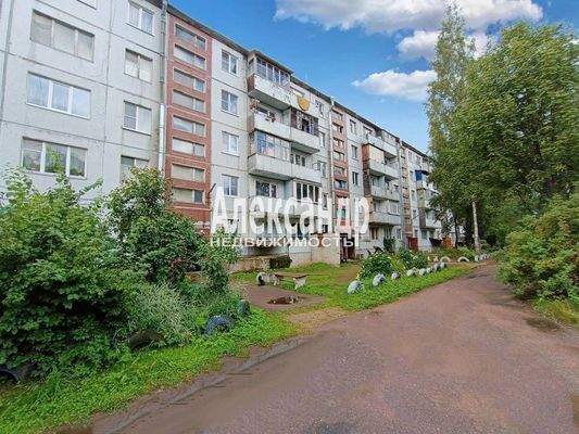 Фото квартиры по адресу Ленинградская обл, Выборгский р-н, Вещево п. ж/д ст., Центральная ул, д. 20