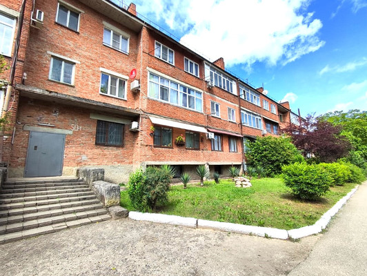 Фото квартиры по адресу Краснодарский край, Апшеронский р-н, Комарова ул, д. 50