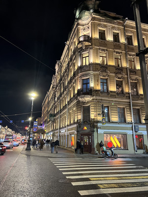 Фото квартиры по адресу Санкт-Петербург, Невский пр-кт, 45/2 