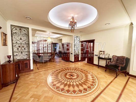 Объект по адресу Москва, 1-й Неопалимовский пер, 8 