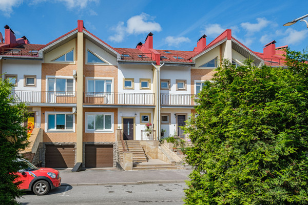 Объект по адресу Санкт-Петербург, Береговая (Шувалово тер.) ул, 18к1 