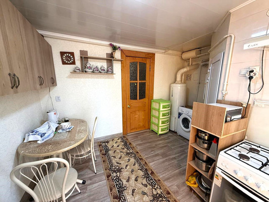 Фото квартиры по адресу Краснодарский край, Апшеронский р-н, Нефтегорск пгт, Советская ул, д. 62