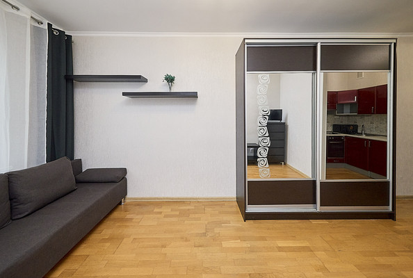 Фото квартиры по адресу Санкт-Петербург г, Варшавская ул, д. 19к2