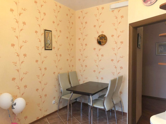 Фото квартиры по адресу Ленинградская обл, Гатчинский р-н, Рощинская ул, д. 17Б