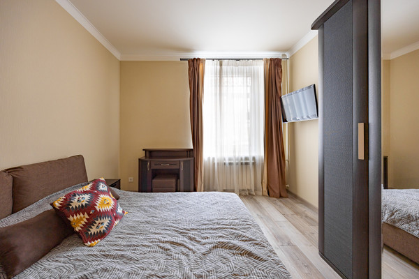 Объект по адресу Санкт-Петербург, Тверская ул, 18 