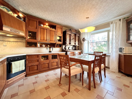 Фото квартиры по адресу Санкт-Петербург г, Комендантский пр-кт, д. 27к1