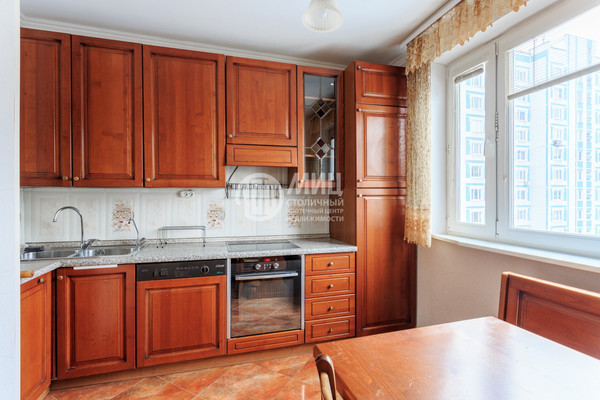 Фото квартиры по адресу Москва г, Осенний б-р, д. 16к2