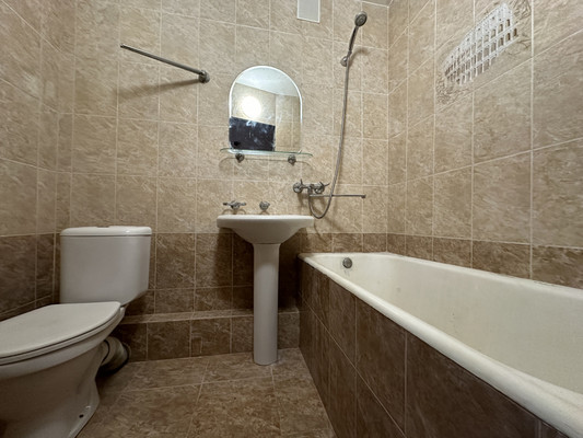 Фото квартиры по адресу Санкт-Петербург, Софийская ул, 46к1 