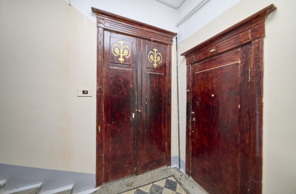 Фото квартиры по адресу Санкт-Петербург, Большая Конюшенная ул, 19/8А 