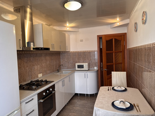 Объект по адресу Москва, Революции ул, 8 