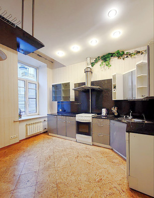 Фото квартиры по адресу Санкт-Петербург г, Рубинштейна ул, д. 11