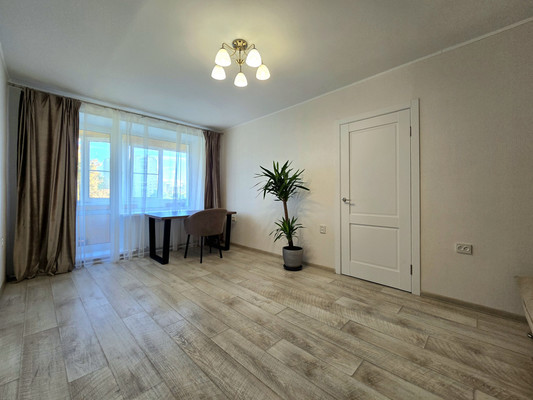 Фото квартиры по адресу Санкт-Петербург, Орджоникидзе ул, 13 