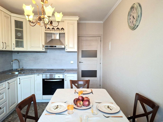 Фото квартиры по адресу Ленинградская обл, Ломоносовский р-н, Новогорелово п, Десантника Вадима Чугунова б-р, д. 10/6