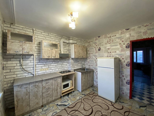 Фото квартиры по адресу Краснодарский край, Тихорецкий р-н, Военный городок ул, д. 95