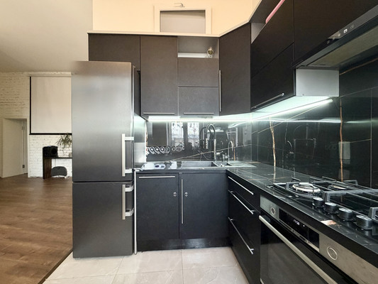 Фото квартиры по адресу Санкт-Петербург, Кондратьевский пр-кт, 42 