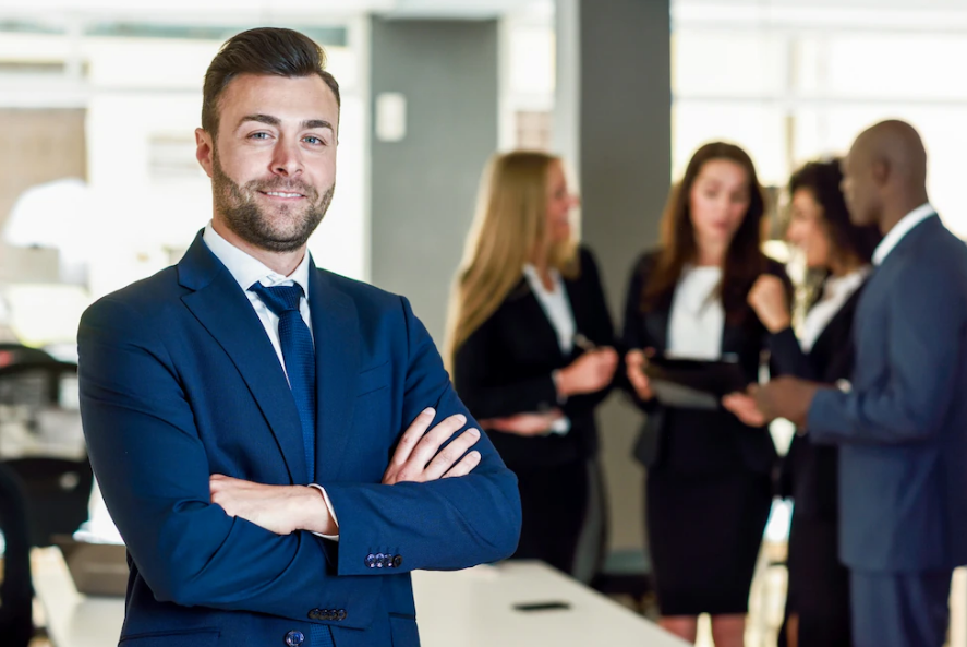 Объединение руководителей и сотрудников