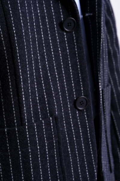 Пиджак "Темно-синий в серую полоску"