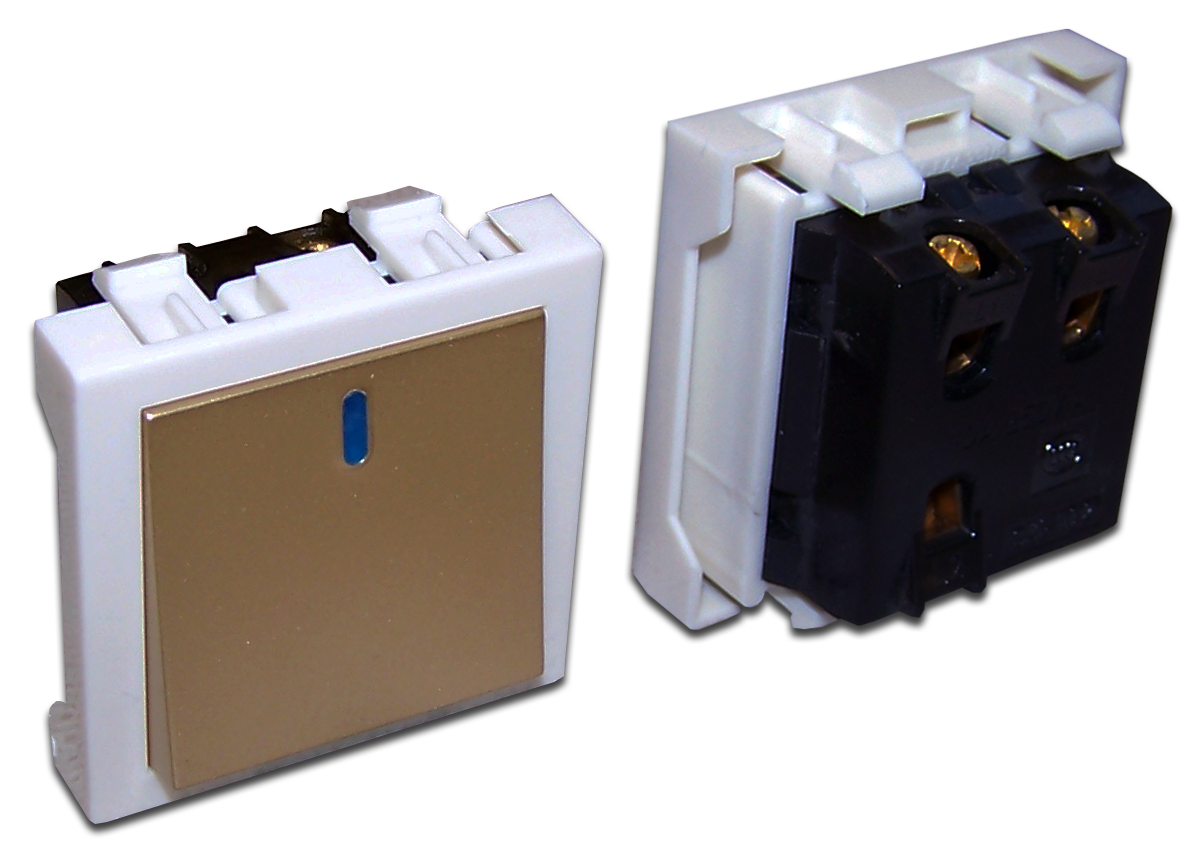 Lanmaster LAN-EC45x45-S12-BRZ