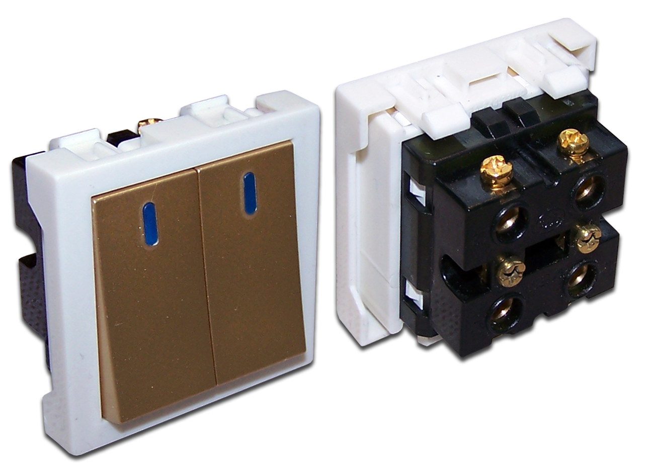 Lanmaster LAN-EC45x45-S22-BRZ